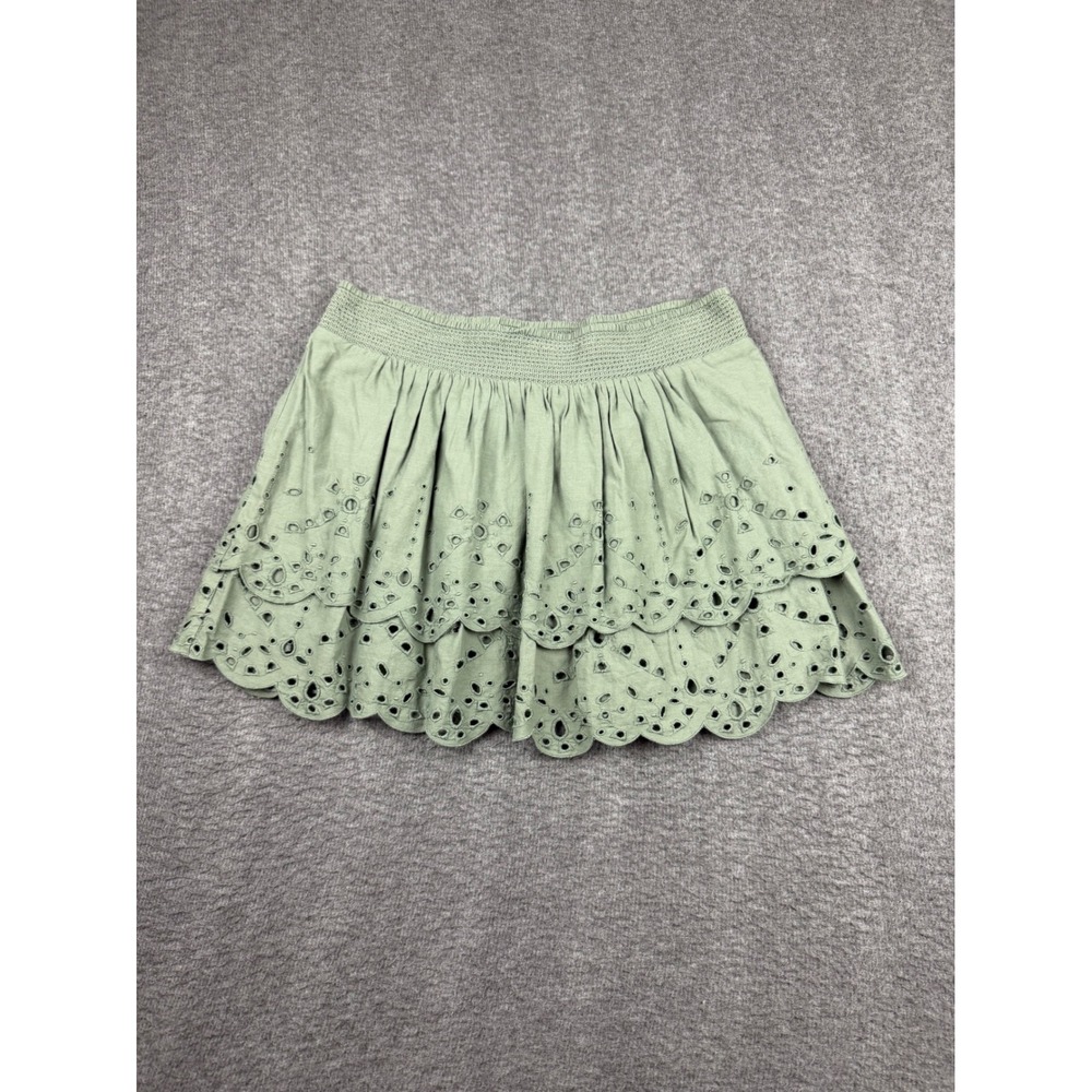 American Eagle Outfitters Women's XS Sage Green Eyelet Tiered Mini Skirt Smocked